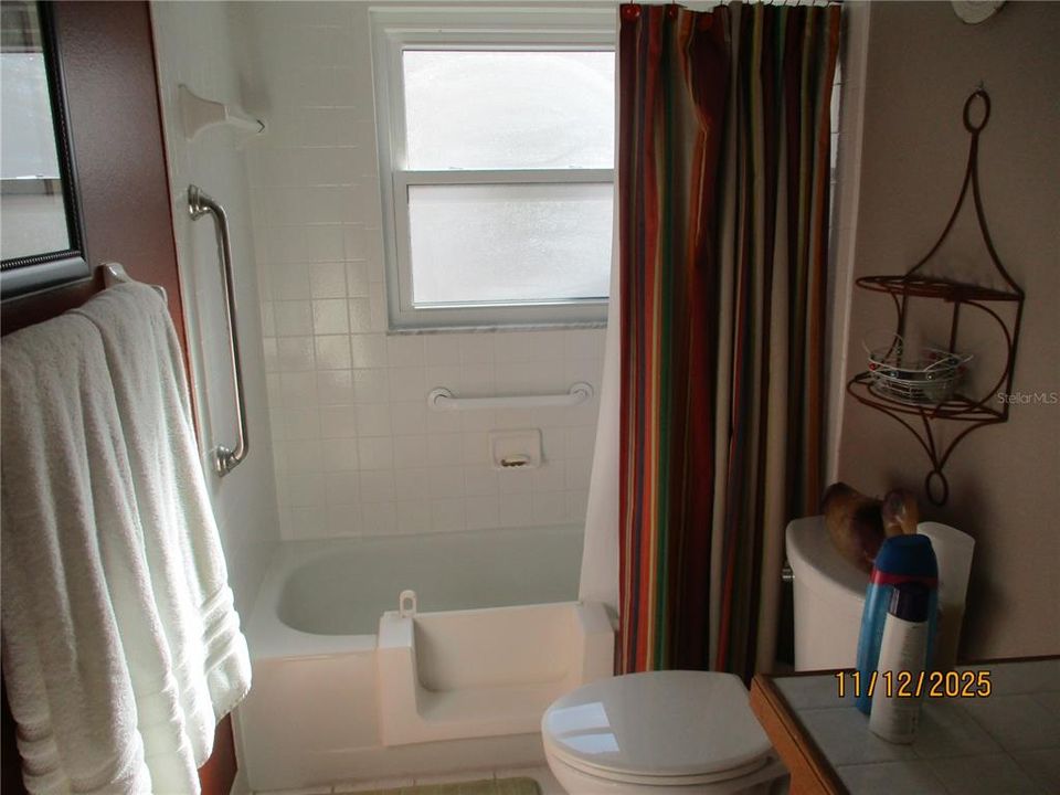 待售: $380,000 (3 贝兹, 2 浴室, 1807 平方英尺)