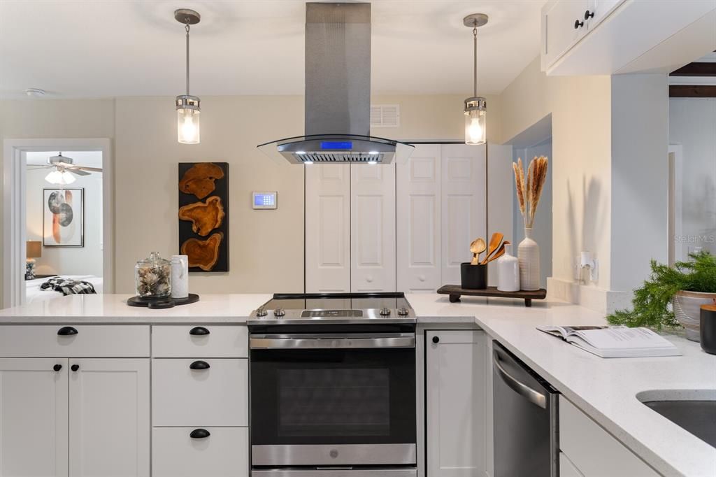 For Sale: $734,000 (4 beds, 2 baths, 1620 Square Feet)