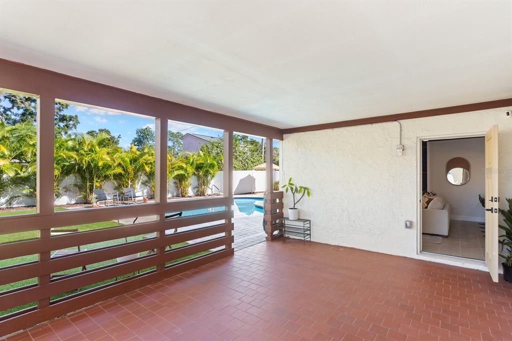 For Sale: $734,000 (4 beds, 2 baths, 1620 Square Feet)