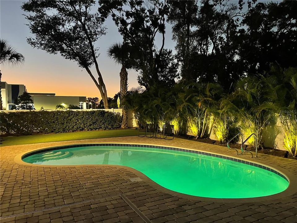 For Sale: $734,000 (4 beds, 2 baths, 1620 Square Feet)