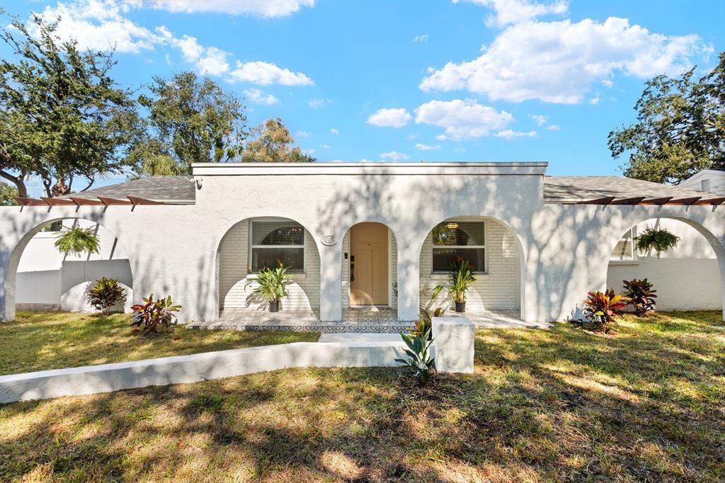 For Sale: $734,000 (4 beds, 2 baths, 1620 Square Feet)