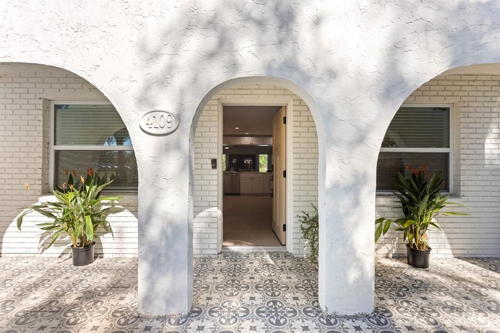 For Sale: $734,000 (4 beds, 2 baths, 1620 Square Feet)