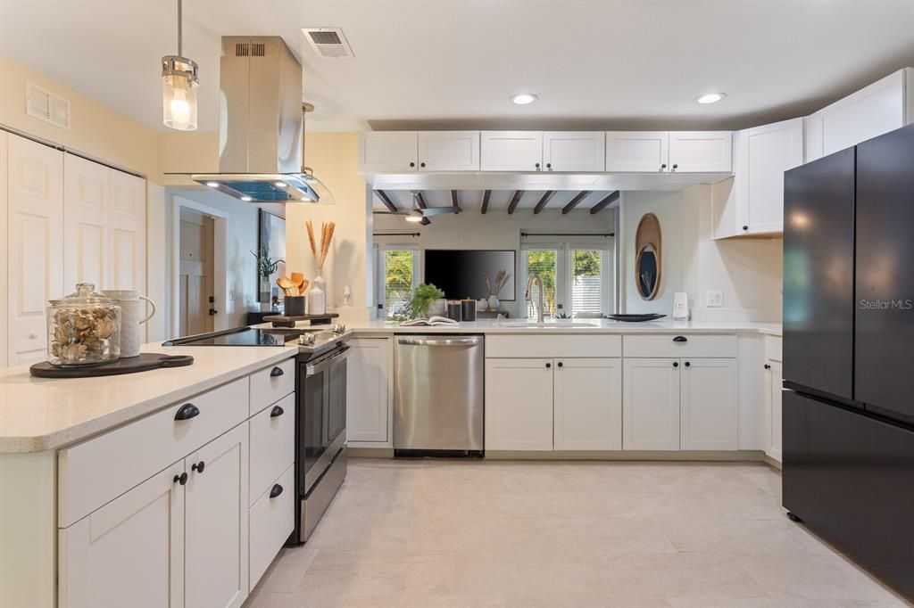 For Sale: $734,000 (4 beds, 2 baths, 1620 Square Feet)