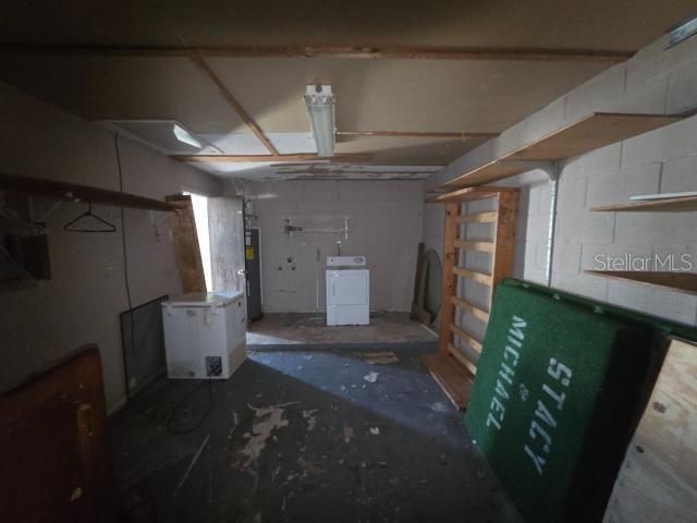 For Sale: $189,900 (3 beds, 2 baths, 1008 Square Feet)