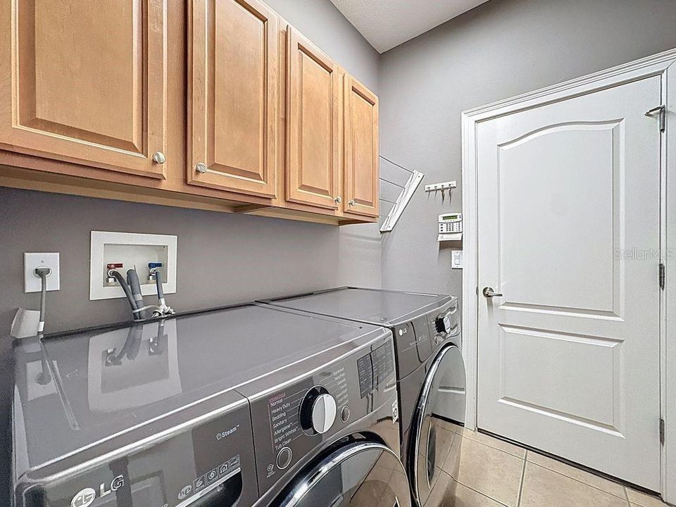 待售: $649,999 (4 贝兹, 3 浴室, 2516 平方英尺)