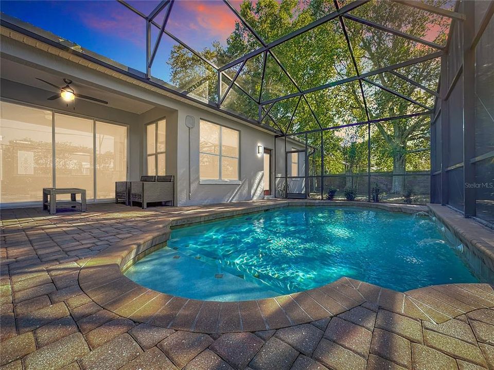 待售: $649,999 (4 贝兹, 3 浴室, 2516 平方英尺)