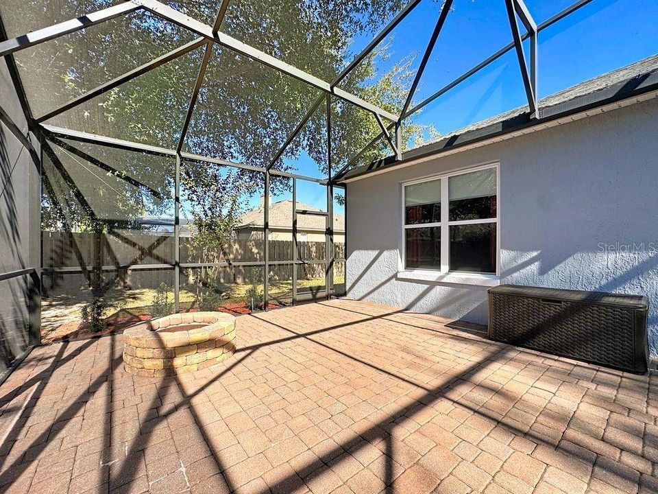 待售: $649,999 (4 贝兹, 3 浴室, 2516 平方英尺)