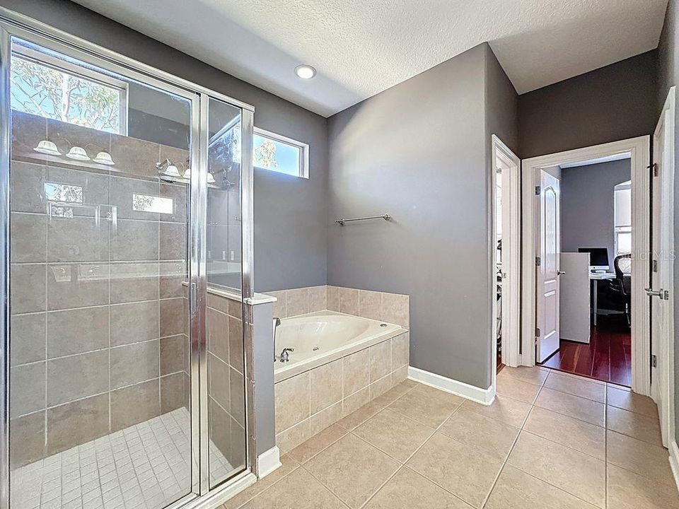 待售: $649,999 (4 贝兹, 3 浴室, 2516 平方英尺)