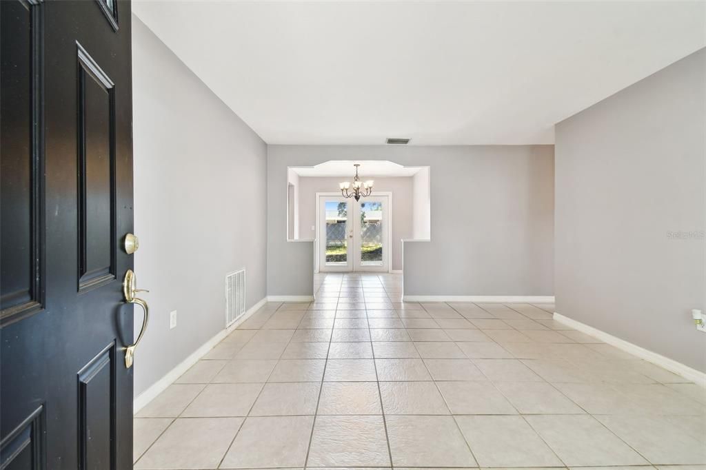 En Venta: $375,000 (3 camas, 2 baños, 1314 Pies cuadrados)