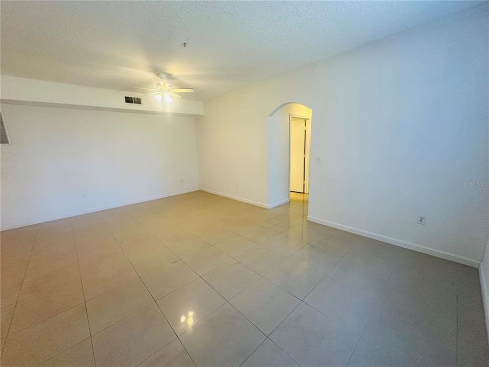 For Sale: $195,000 (3 beds, 2 baths, 1362 Square Feet)