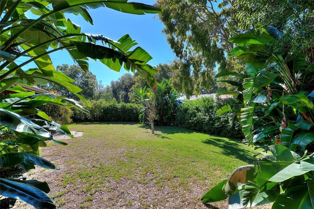 合同活跃: $262,500 (3 贝兹, 2 浴室, 1424 平方英尺)