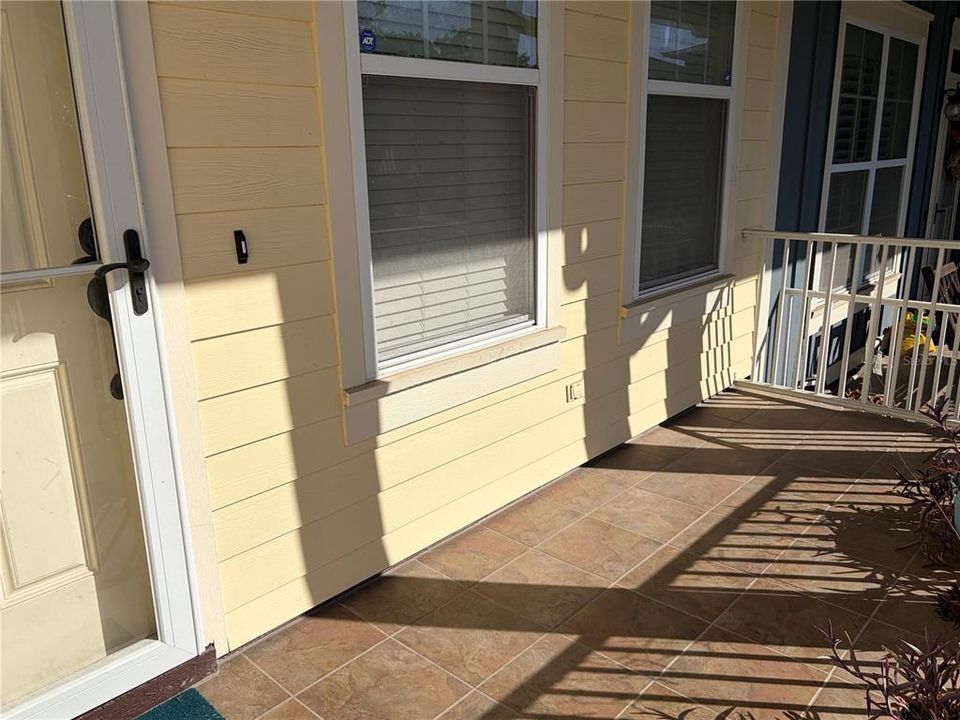 For Sale: $344,000 (3 beds, 2 baths, 1455 Square Feet)