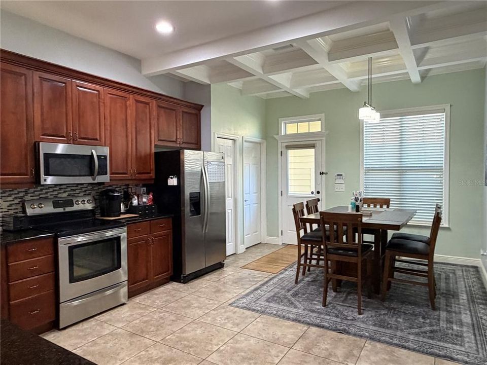 For Sale: $344,000 (3 beds, 2 baths, 1455 Square Feet)