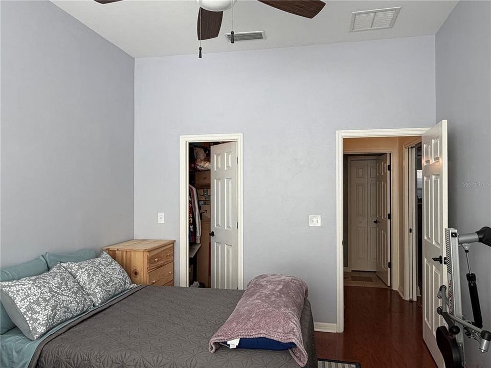 For Sale: $344,000 (3 beds, 2 baths, 1455 Square Feet)