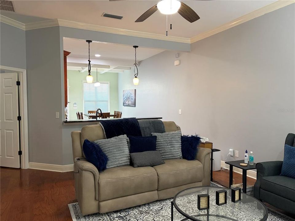 For Sale: $344,000 (3 beds, 2 baths, 1455 Square Feet)