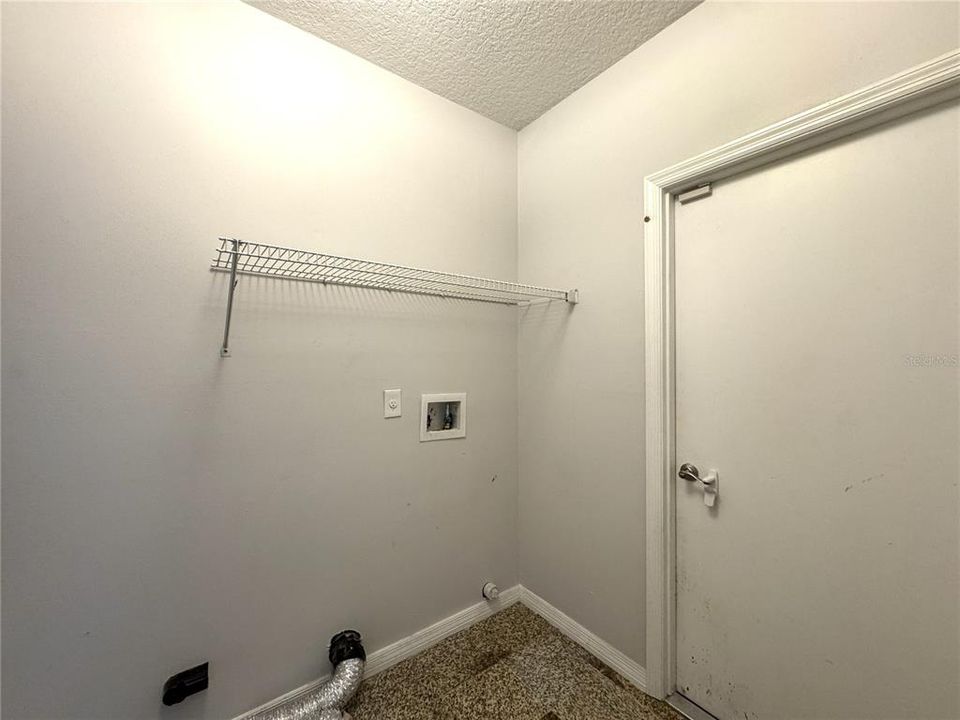 For Rent: $2,895 (3 beds, 2 baths, 1889 Square Feet)