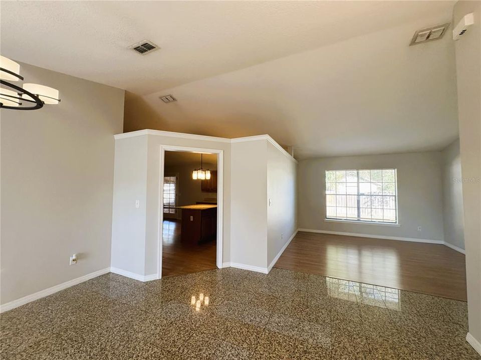 For Rent: $2,895 (3 beds, 2 baths, 1889 Square Feet)