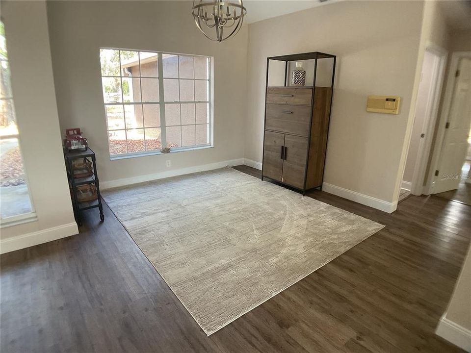 En Venta: $675,000 (3 camas, 2 baños, 1774 Pies cuadrados)