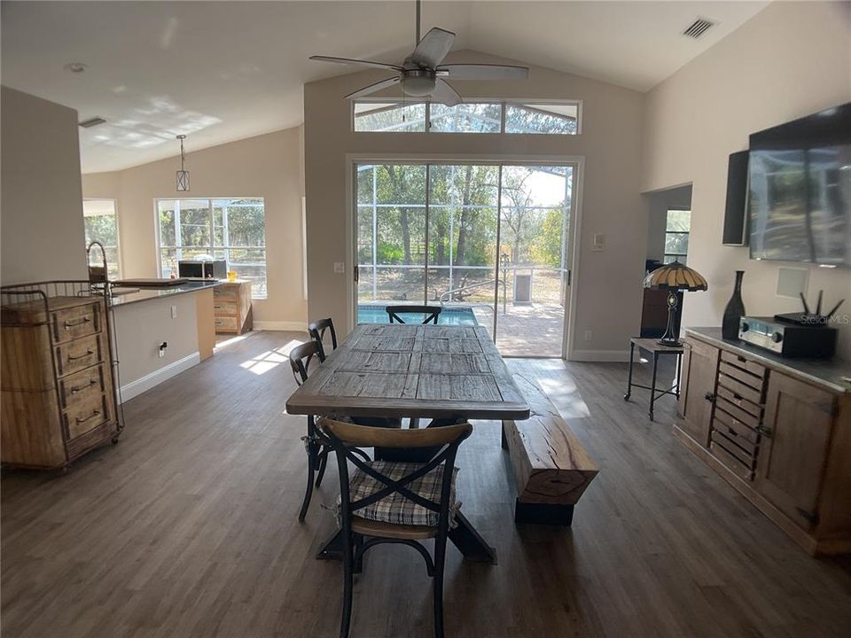 En Venta: $675,000 (3 camas, 2 baños, 1774 Pies cuadrados)