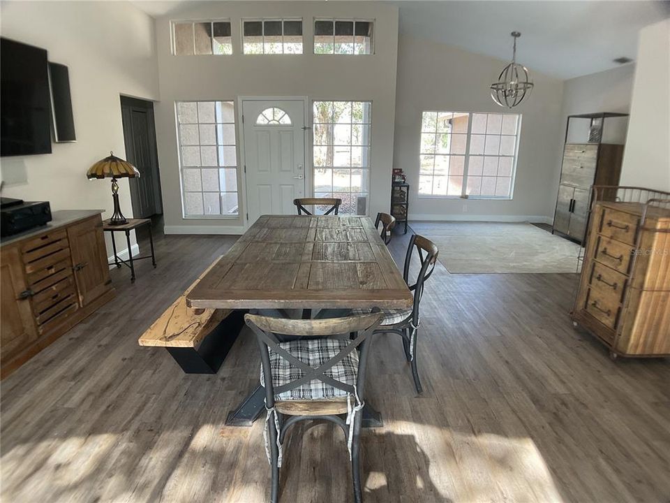 En Venta: $675,000 (3 camas, 2 baños, 1774 Pies cuadrados)