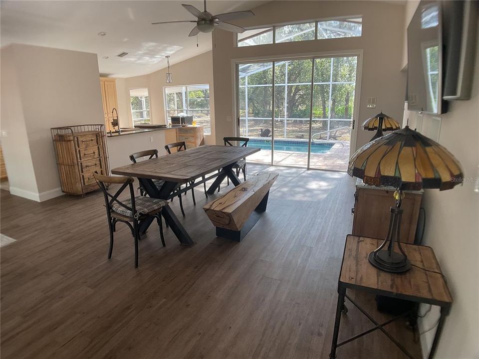 En Venta: $675,000 (3 camas, 2 baños, 1774 Pies cuadrados)