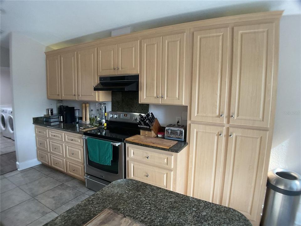 En Venta: $675,000 (3 camas, 2 baños, 1774 Pies cuadrados)