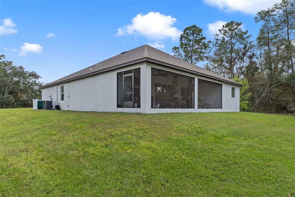 For Sale: $389,900 (4 beds, 3 baths, 2266 Square Feet)