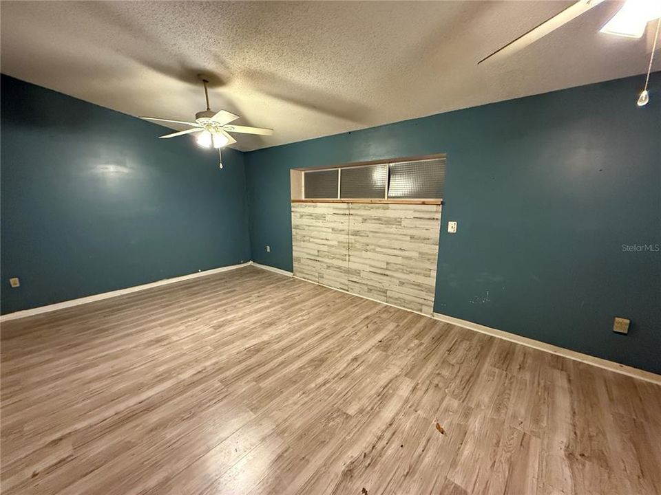 待售: $350,000 (3 贝兹, 2 浴室, 1340 平方英尺)