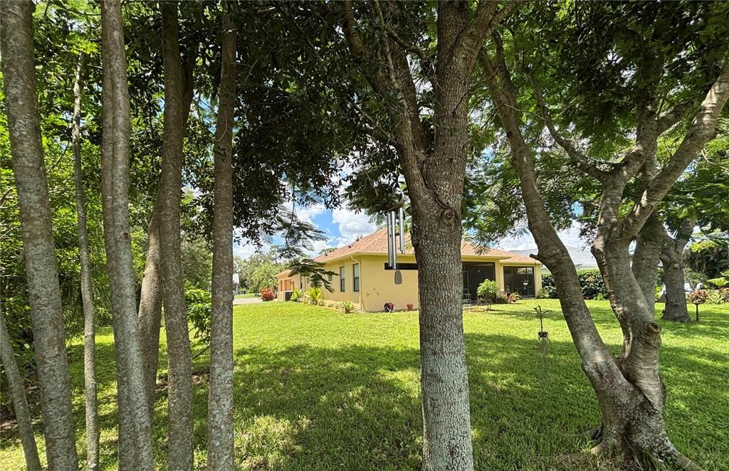 For Sale: $639,000 (4 beds, 3 baths, 2749 Square Feet)