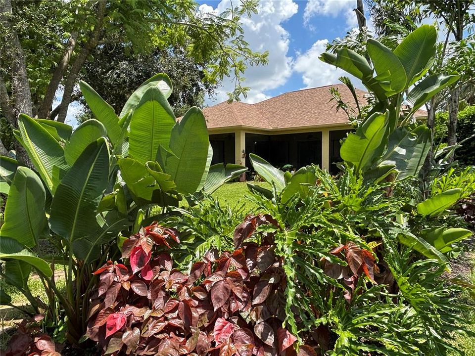 For Sale: $639,000 (4 beds, 3 baths, 2749 Square Feet)