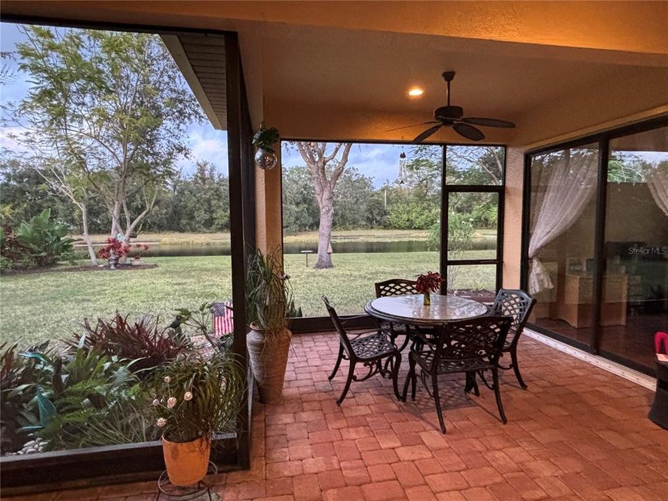 For Sale: $639,000 (4 beds, 3 baths, 2749 Square Feet)