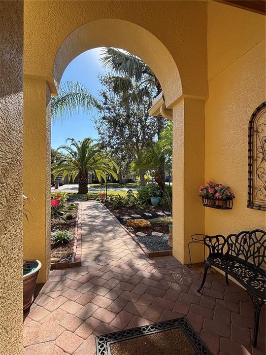 For Sale: $639,000 (4 beds, 3 baths, 2749 Square Feet)