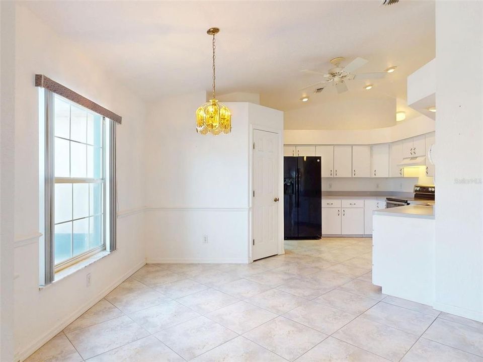 待售: $340,000 (3 贝兹, 2 浴室, 1884 平方英尺)