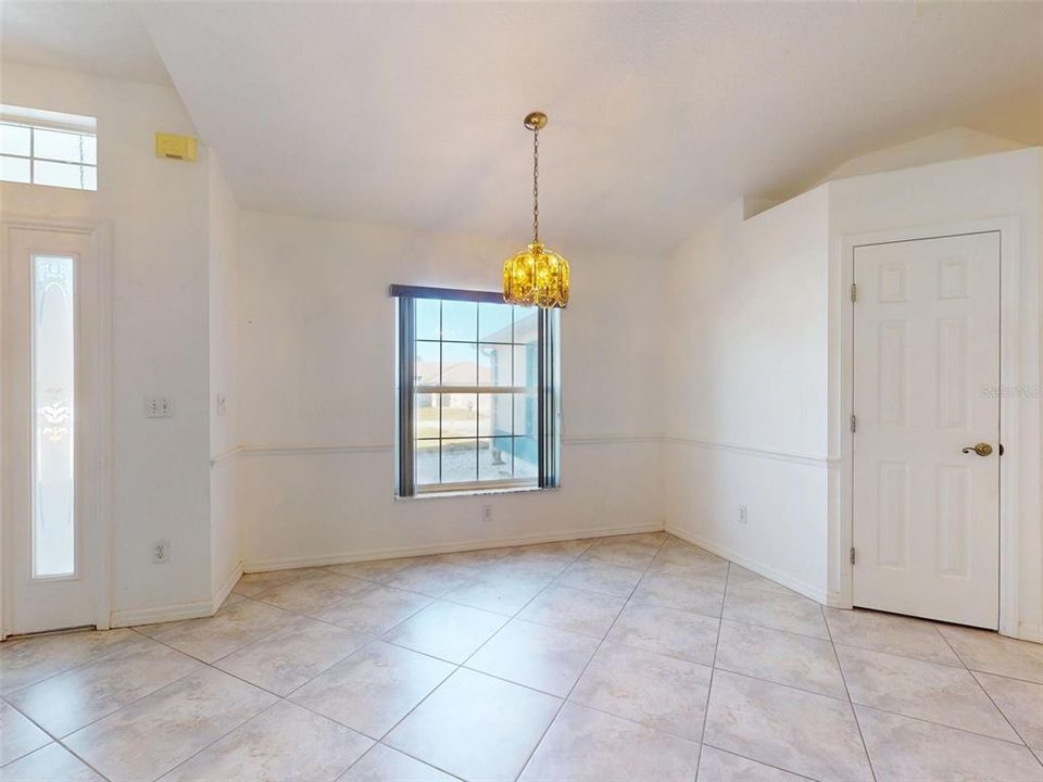 待售: $340,000 (3 贝兹, 2 浴室, 1884 平方英尺)