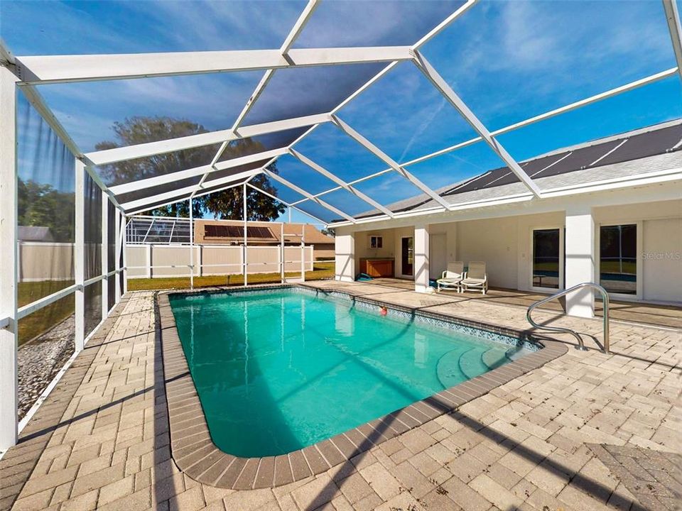 待售: $340,000 (3 贝兹, 2 浴室, 1884 平方英尺)