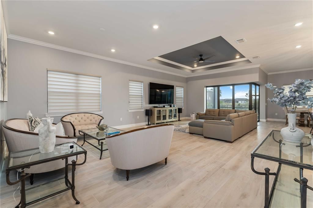 For Rent: $5,500 (3 beds, 3 baths, 2800 Square Feet)