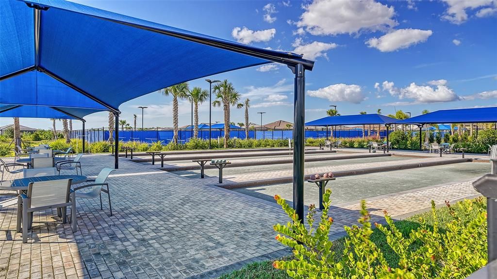 For Rent: $5,500 (3 beds, 3 baths, 2800 Square Feet)