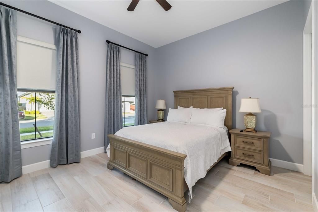 For Rent: $5,500 (3 beds, 3 baths, 2800 Square Feet)