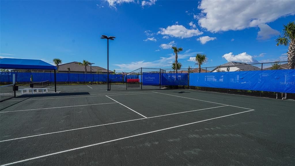 For Rent: $5,500 (3 beds, 3 baths, 2800 Square Feet)