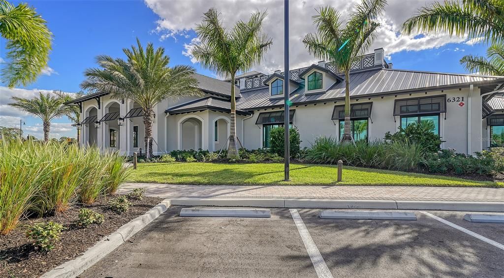 For Rent: $5,500 (3 beds, 3 baths, 2800 Square Feet)