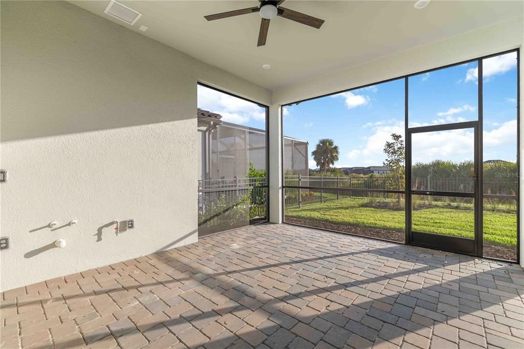 For Rent: $5,500 (3 beds, 3 baths, 2800 Square Feet)