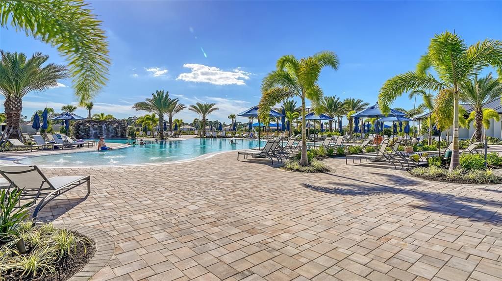 For Rent: $5,500 (3 beds, 3 baths, 2800 Square Feet)