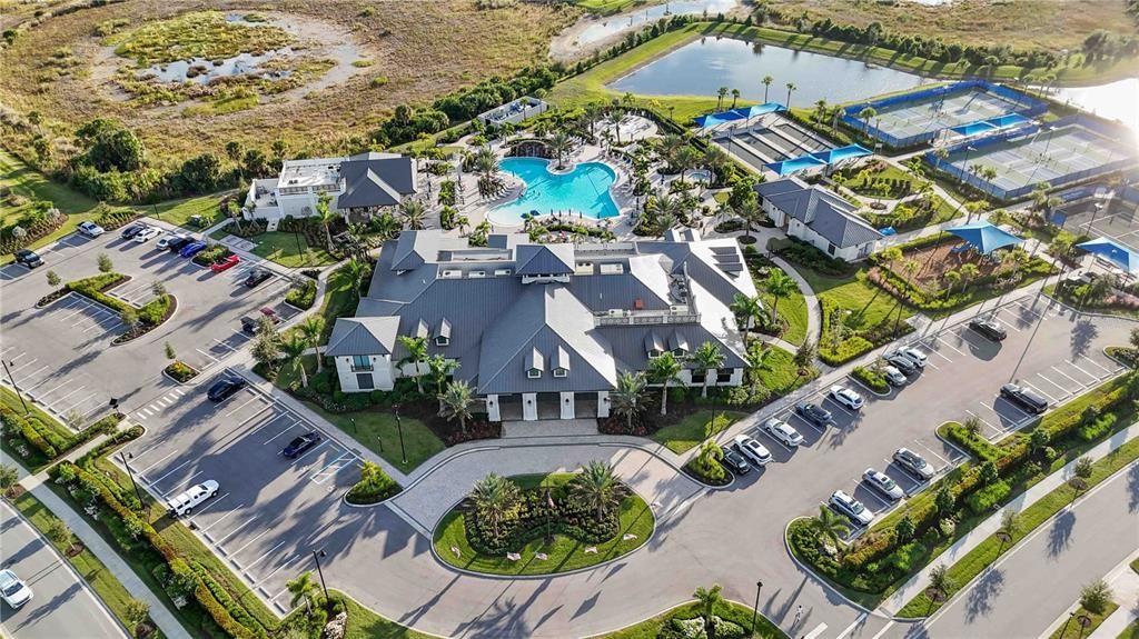 For Rent: $5,500 (3 beds, 3 baths, 2800 Square Feet)