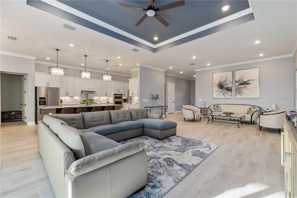 For Rent: $5,500 (3 beds, 3 baths, 2800 Square Feet)