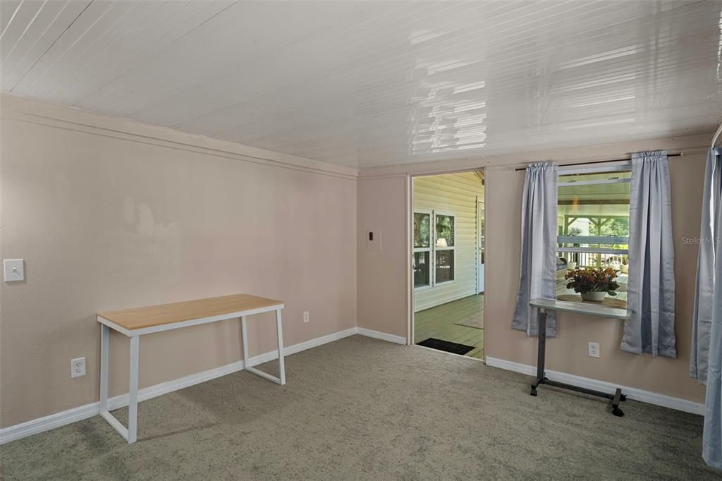 For Sale: $348,500 (4 beds, 3 baths, 1782 Square Feet)