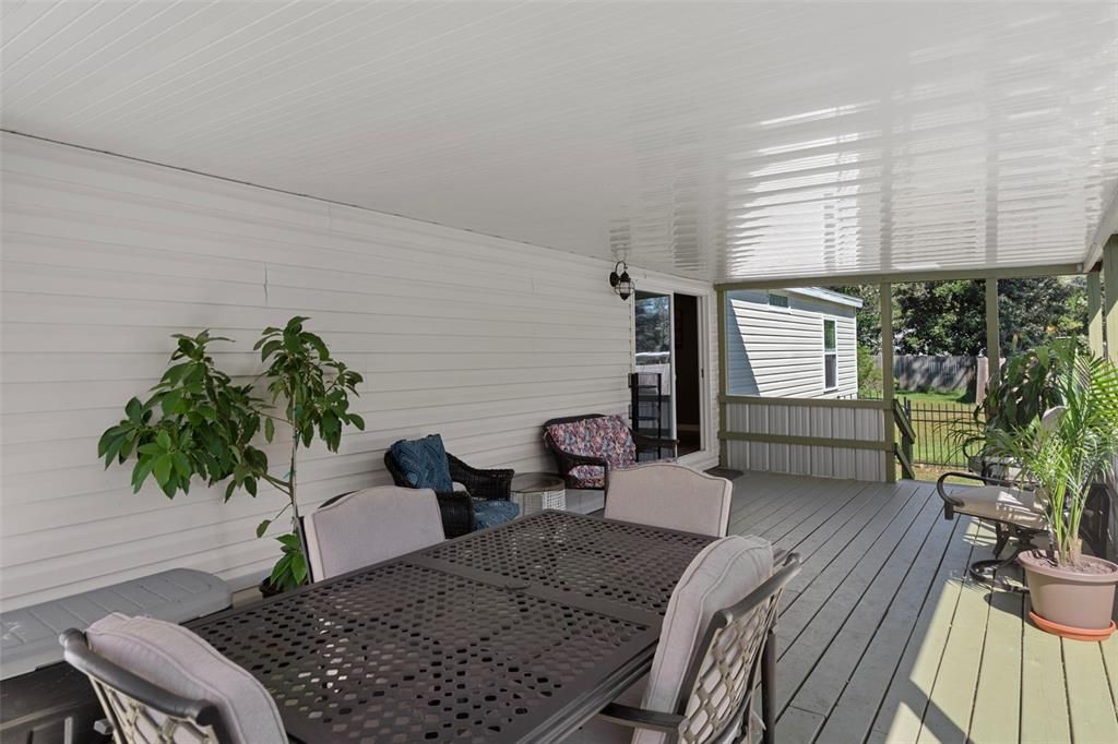 For Sale: $348,500 (4 beds, 3 baths, 1782 Square Feet)