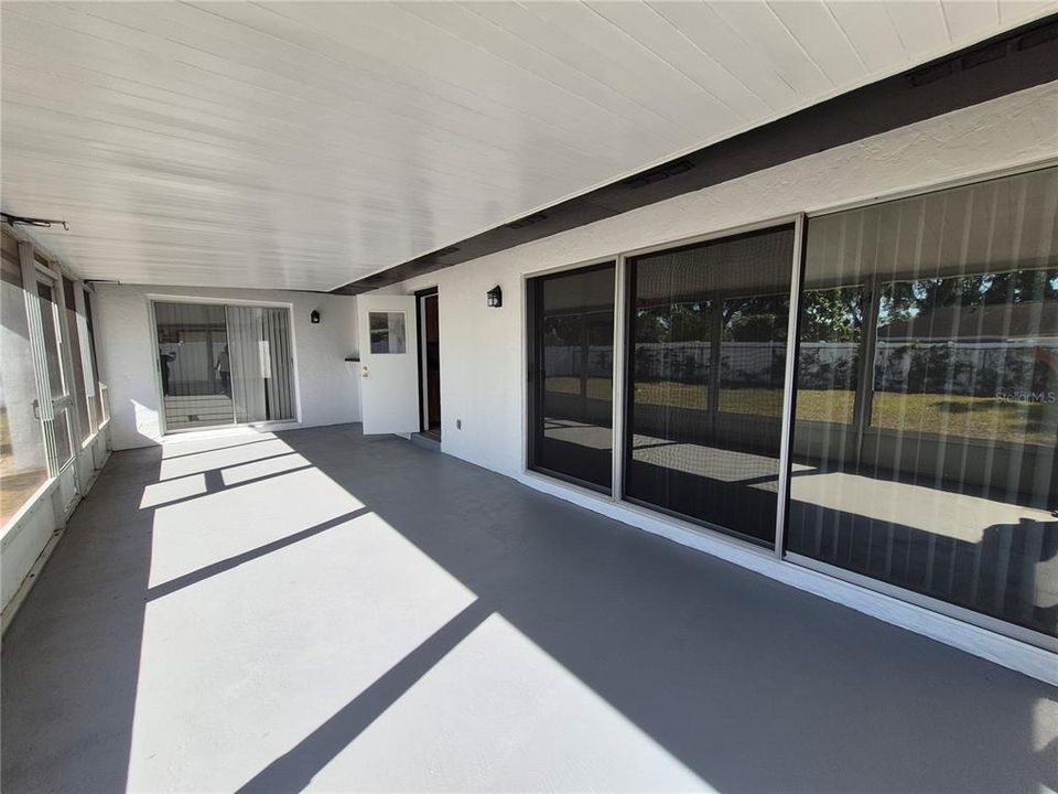 For Rent: $2,450 (4 beds, 2 baths, 1937 Square Feet)