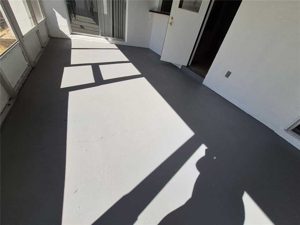 For Rent: $2,450 (4 beds, 2 baths, 1937 Square Feet)