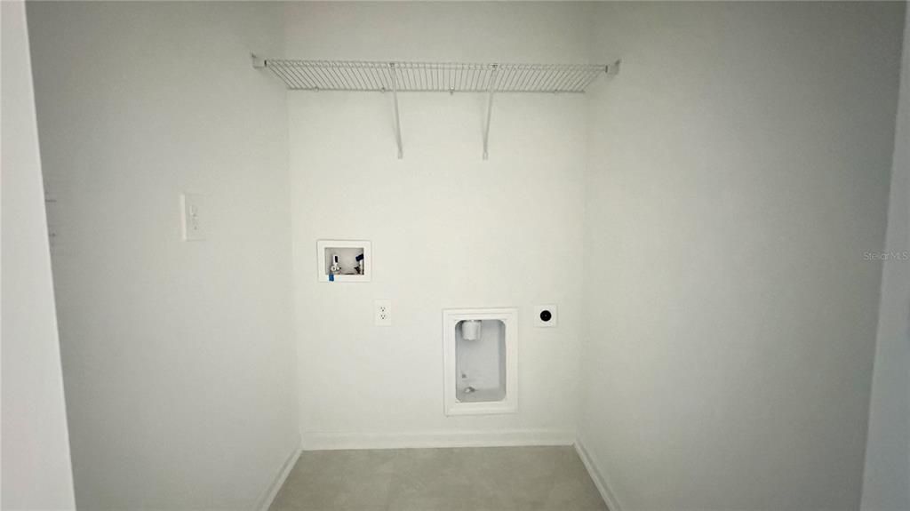 В аренду: $2,350 (3 спален, 2 ванн, 1674 Квадратных фут)