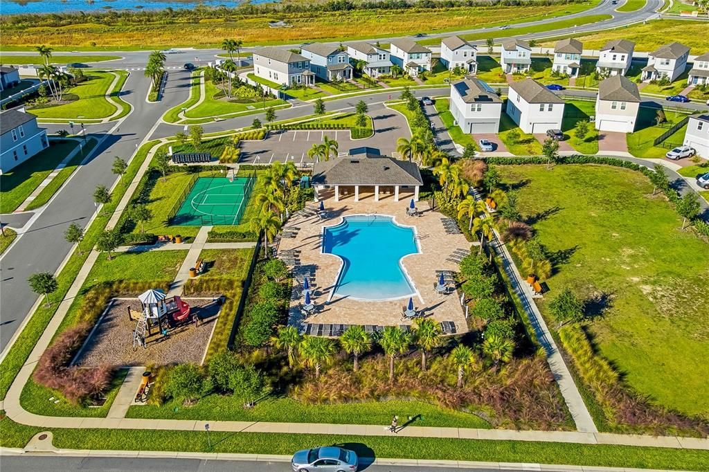 For Sale: $550,000 (4 beds, 2 baths, 2003 Square Feet)